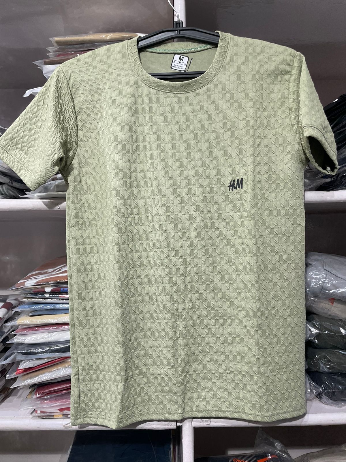 H&M HALF SLEEVE PATERNED TSHIRT